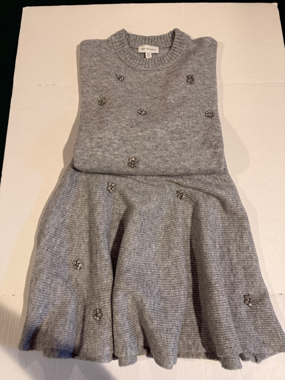 Matching embellished sweater & skirt